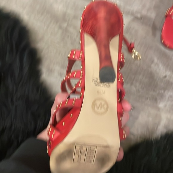 Micheal Michael Kors Red platform heels gold beads - Picture 7 of 7